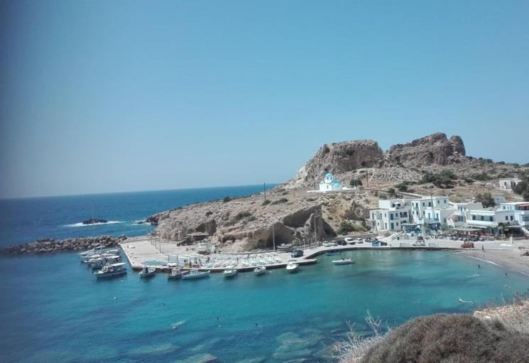 Arkasa Karpathos Seafront Paradisos Foinikion Exterior photo